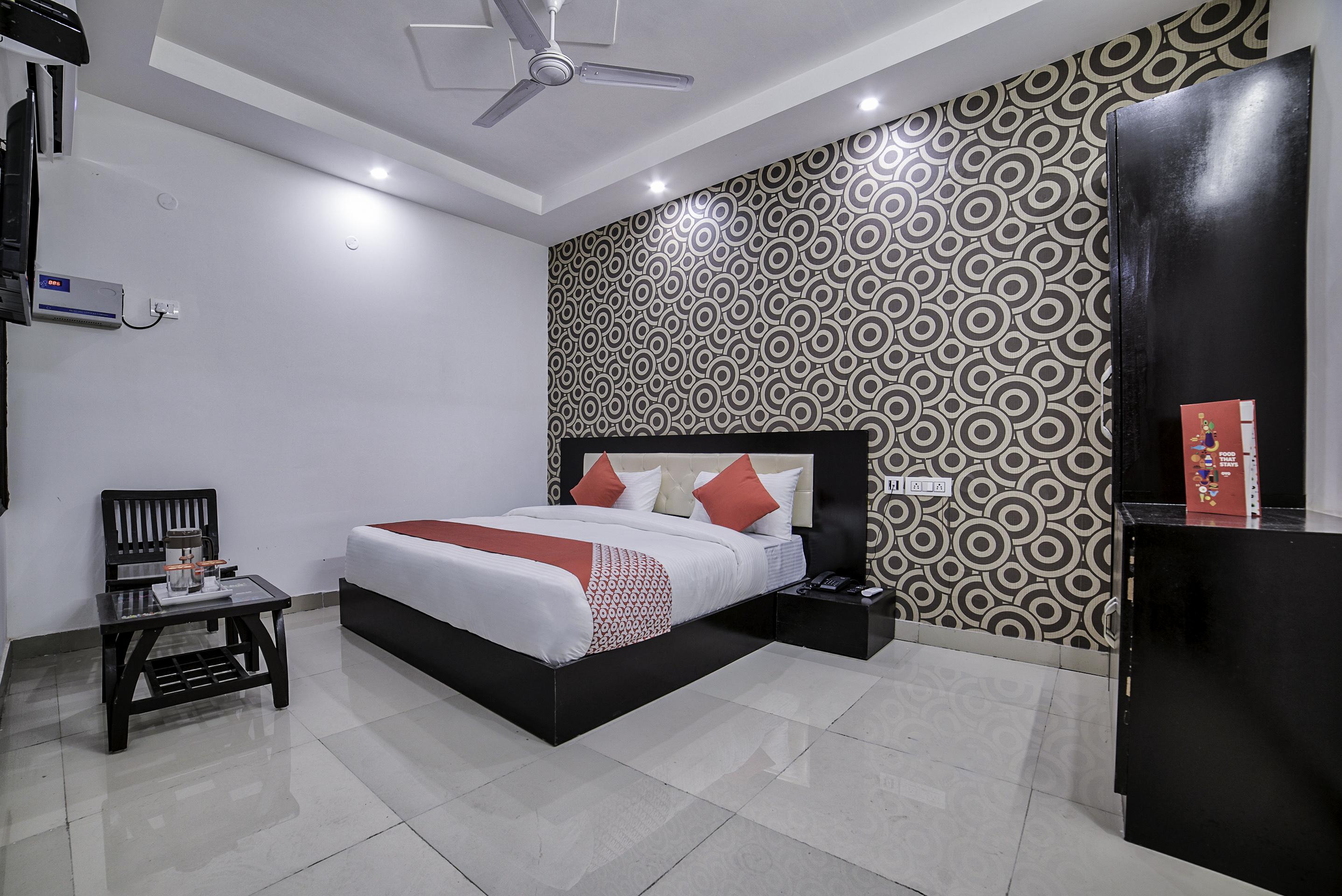 Hotel O Crown Residency Faridabad Zewnętrze zdjęcie